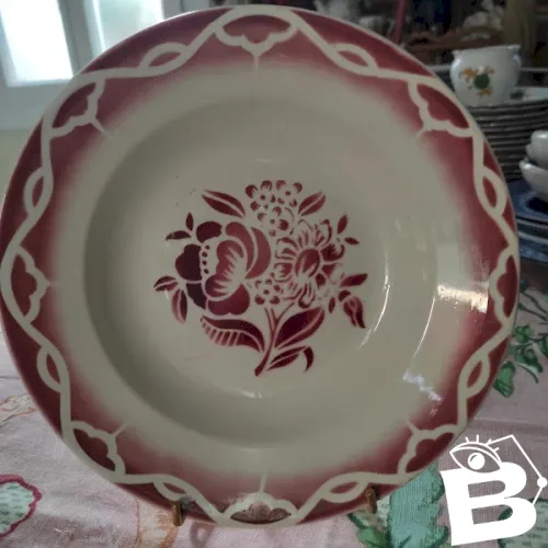 1 assiette creuse Digoin-Sarreguemines, modèle Odette