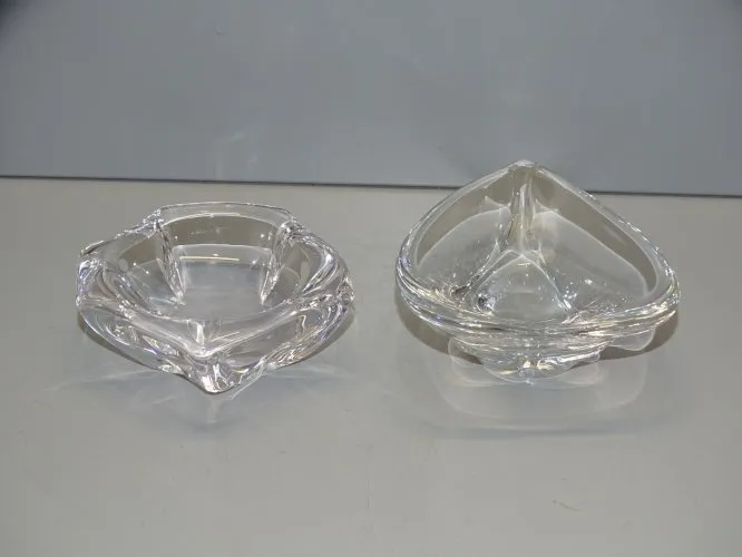 -1 VIDE POCHE CRISTAL DAUM et 1 CENDRIER CRISTAL DAUM COLLECTION VITRINE DECO D