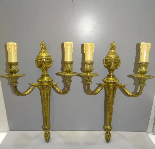 -2 APPLIQUES MURALES BRONZE STYLE LOUIS XVI SECOND EMPIRE LACARRIERE DELATOUR