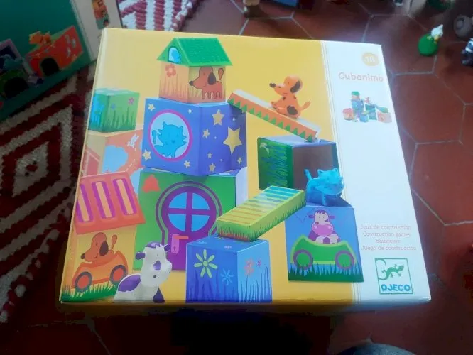 2 boites cubanimo - DJECO + animaux et personnages