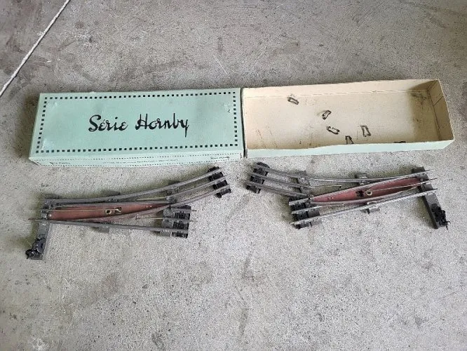2 BOITES D'AIGUILLAGES PAIRE D'AIGUILLES ELECTRIQUES HORNBY MECCANO N°2