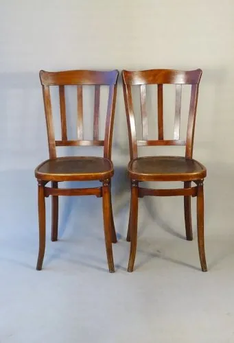 2 chaises Carton et Hermann .N°299 Belgique 1920 no Thonet