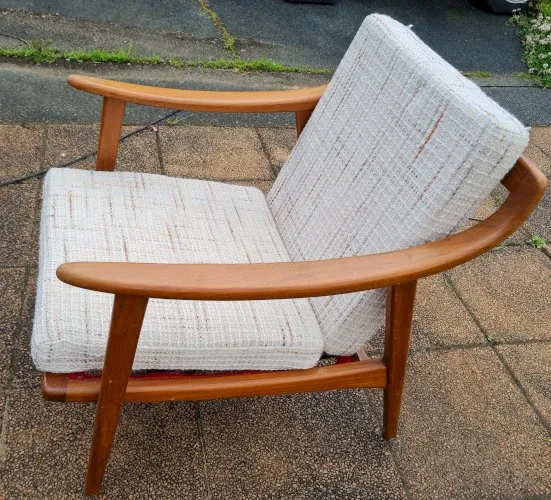 2 Fauteuils scandinaves en teck origine année 1960 housse rouge ou blanche
