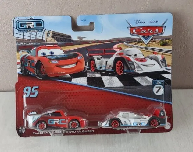 2 voitures en métal, Flash McQueen + Shu Todoroki, Disney Pixar Cars GRC