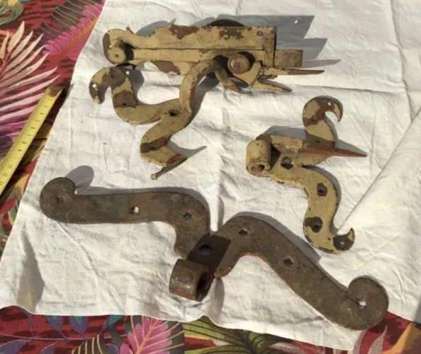 3 pentures moustache et 1 clanche loquet poignée Portail Fer Forgé Objet du 19è