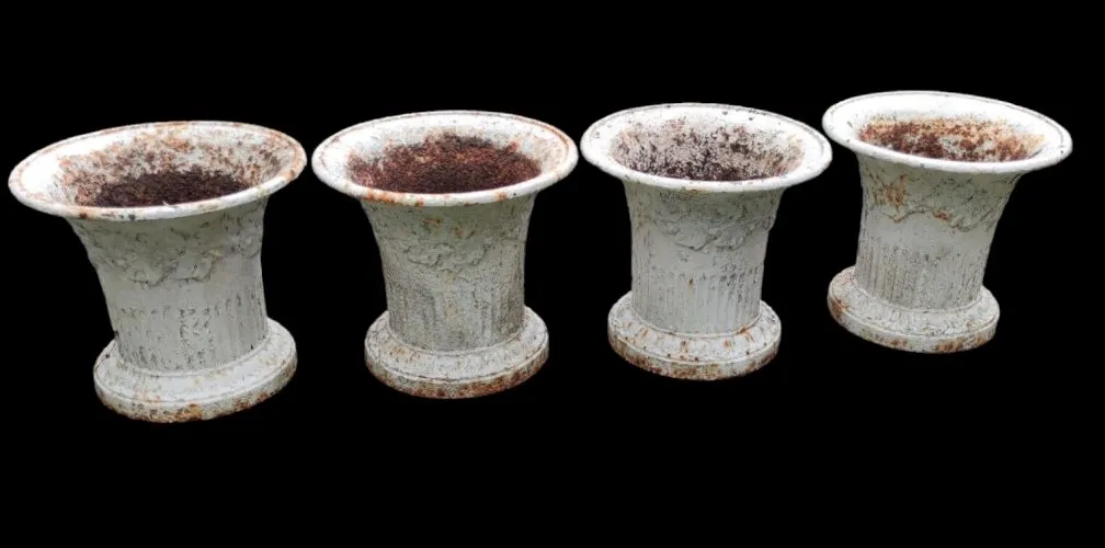 4 Anciens Vases fonte époque Restauration 19 ème/jardin vintage/extérieur ancien