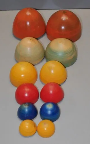 -6 OEUFS Façon POUPEES RUSSES OEUFS de PAQUES OEUFS GIGOGNES en BOIS PEINT  D