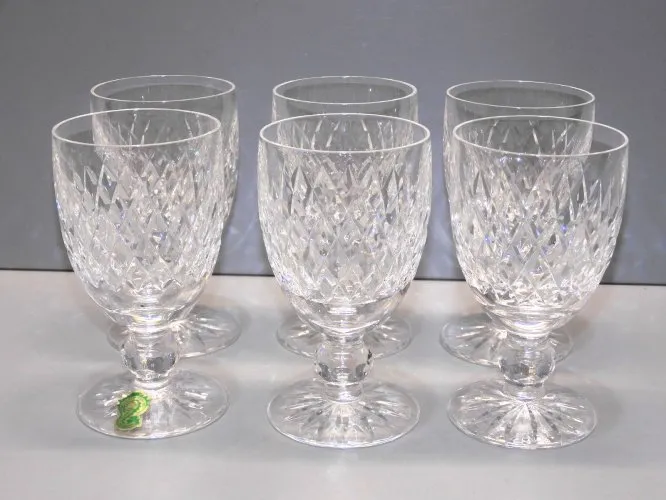 -6 VERRES CRISTAL IRLANDAIS marque WATERFORD PIEDS avec BOULE à FACETTES  D