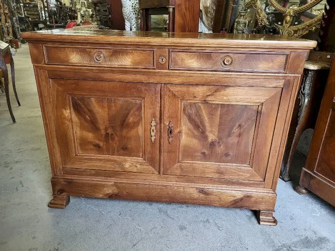 ANCIEN BAHUT LOUIS PHILIPPE EN MERISIER MASSIF DU XIX ème SIECLE