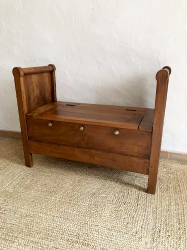 Ancien banc coffre à rouleaux en bois massif