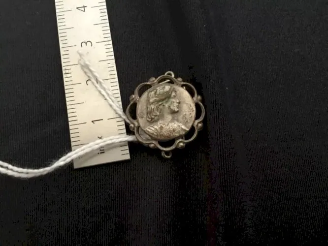 ancien bouton Vintage Jeanne d arc