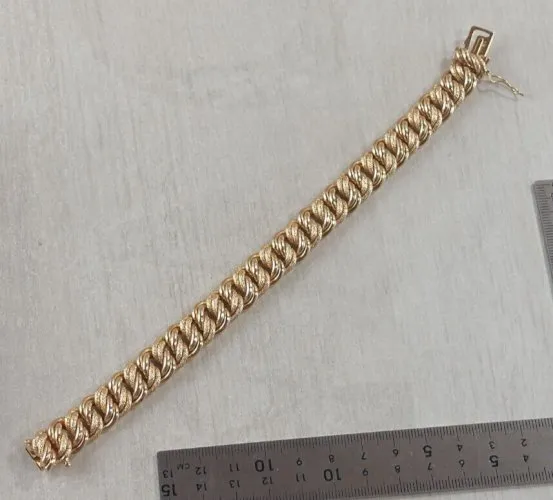 Ancien bracelet / gourmette, en métal doré, vintage