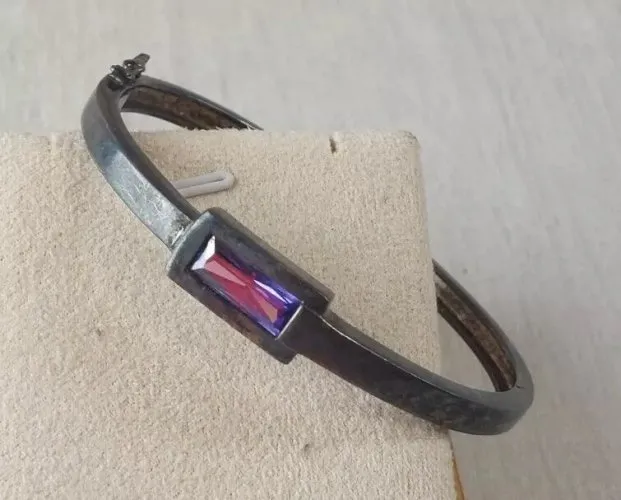 Ancien bracelet manchette / jonc, pierre améthyste, en argent massif, vintage