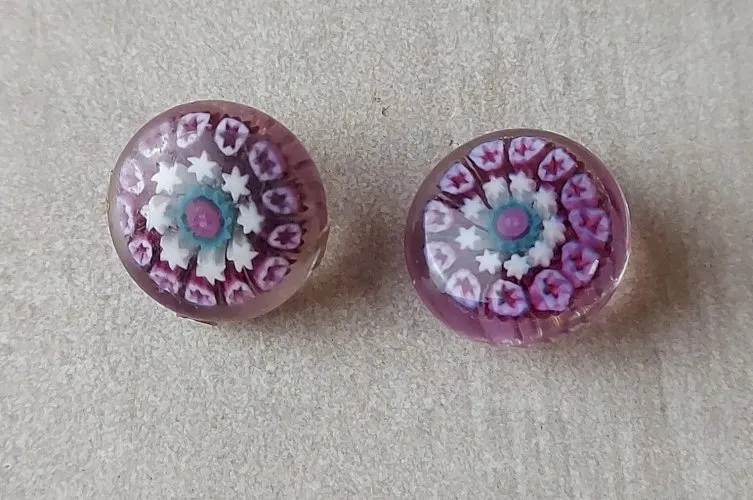 Ancien cristal de paire de boutons de manchette, Millefiori, de Saint Louis