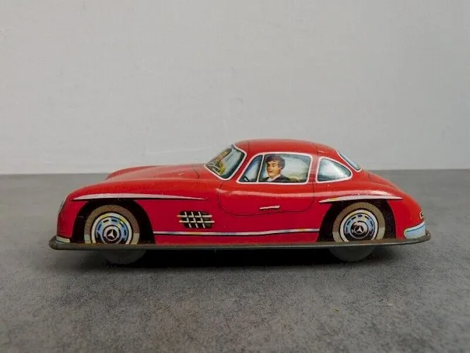 ANCIEN JOUET VOITURE MERCEDES EN TOLE N°15