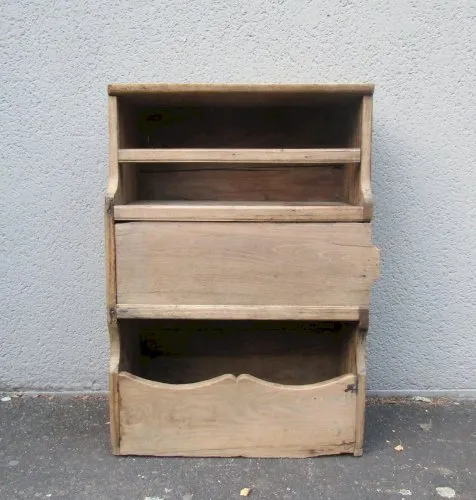 ancien meuble garde manger art populaire breton Morbihan