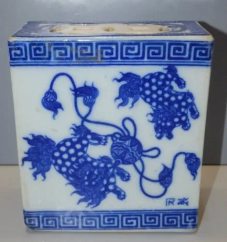- ANCIEN OREILLER REPOSE TÊTE POUR FUMEUR D OPIUM CERAMIQUE CHINE BLANC/BLEU D