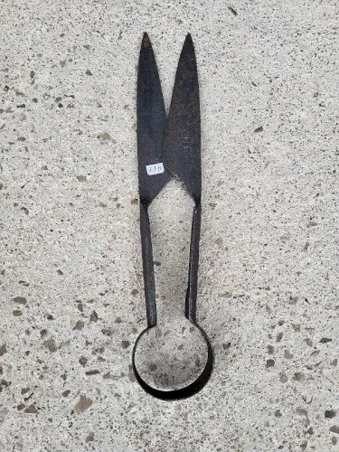 ANCIEN OUTIL CISEAUX PORTOIS N° 41