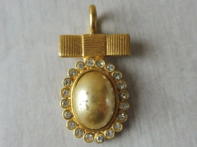 Ancien pendentif, Guy Laroche, vintage
