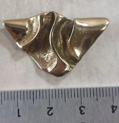 Ancien pendentif, style tissus plissé, en vermeil / argent massif