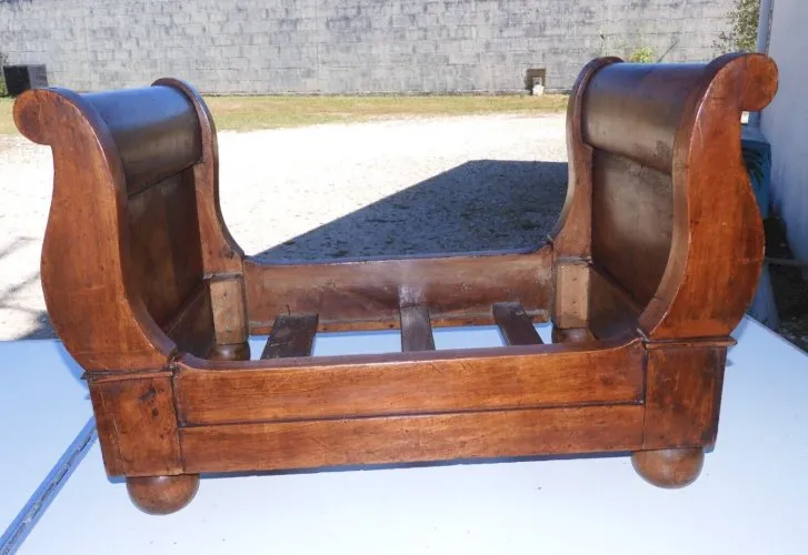 -ANCIEN PETIT LIT pour POUPEE LOUIS PHILIPPE NOYER XIXe JOUET ANCIEN déco D