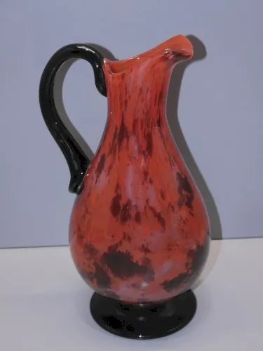 -ANCIEN PICHET BROC PATE de VERRE ROUGE Marmoréen Non signé goût DELATTE   D