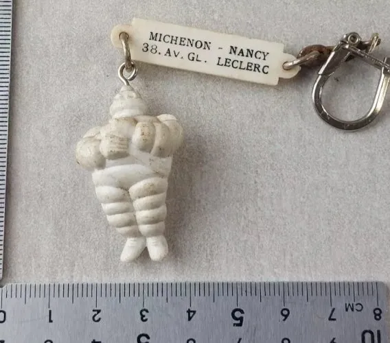 Ancien porte clés publicitaire, Bibendum Michelin, Nancy, vintage