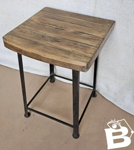 Ancien tabouret datelier en bois + fer forgé