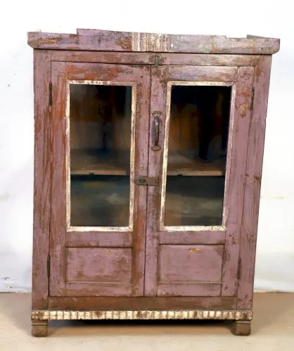 Ancien vaisselier en teck birman avec patine mauve d’origine