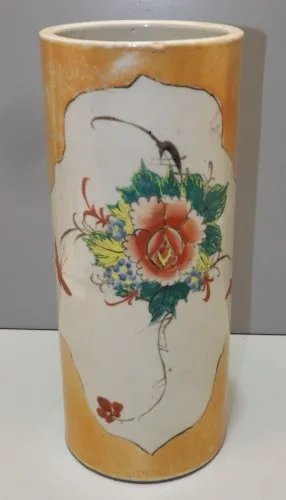-ANCIEN VASE ROULEAU POT A PINCEAUX PORCELAINE de CHINE décor FLEURS PAPILLON D