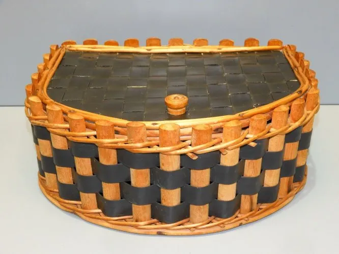 -ANCIENNE BOITE COFFRET COUTURE ou AUTRE BAMBOU teinté & BOIS déco XXe D