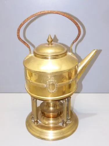 -ANCIENNE BOUILLOIRE LAITON SUR SON SUPPORT à COLONNES début XXe collection  D