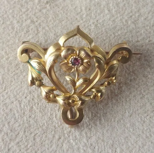 Ancienne broche, art nouveau, en plaqué or FIX