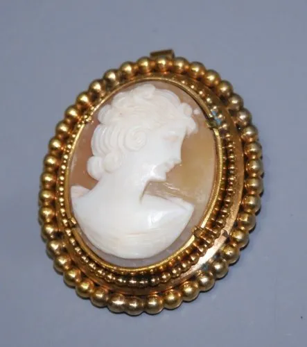 -ANCIENNE BROCHE CAMEE PORTRAIT PROFIL JEUNE FEMME Bijou ancien VITRINE  D