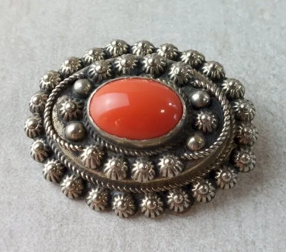 Ancienne broche en argent et corail, vintage