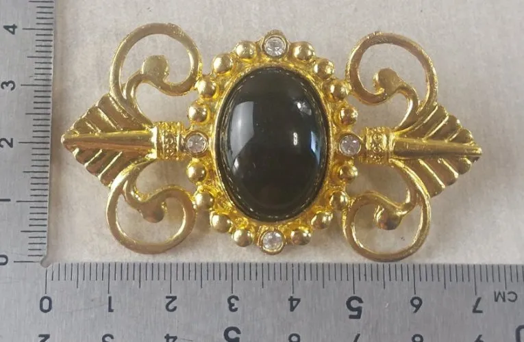 Ancienne broche en métal doré, Rosy Varte, art deco