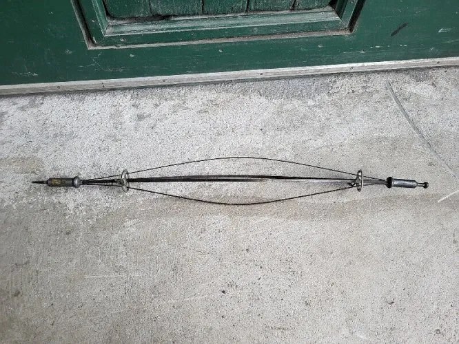 ANCIENNE BROCHE PARAPLUIE POUR TOURNE BROCHE N°4