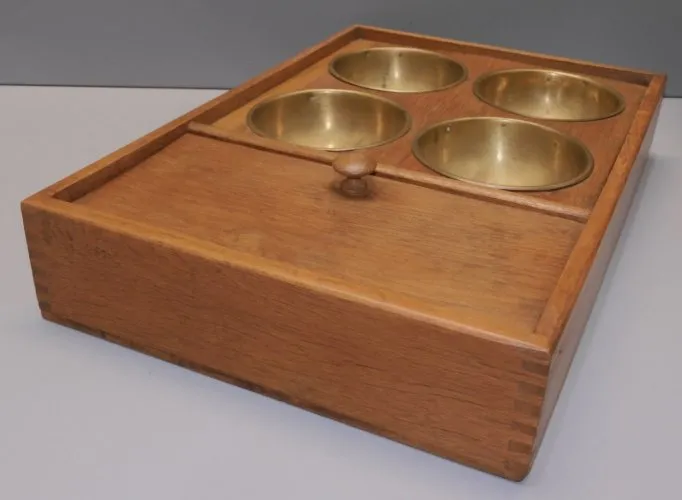 -ANCIENNE CAISSE RAMASSE MONNAIE BOIS 4 COUPELLES LAITON 1 COMPARTIMENT  D