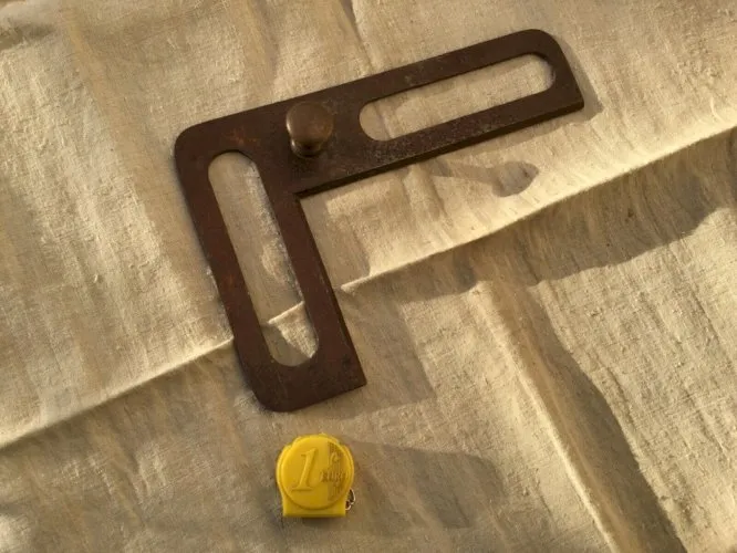 Ancienne Equerre d'Ajusteur outil ancien.