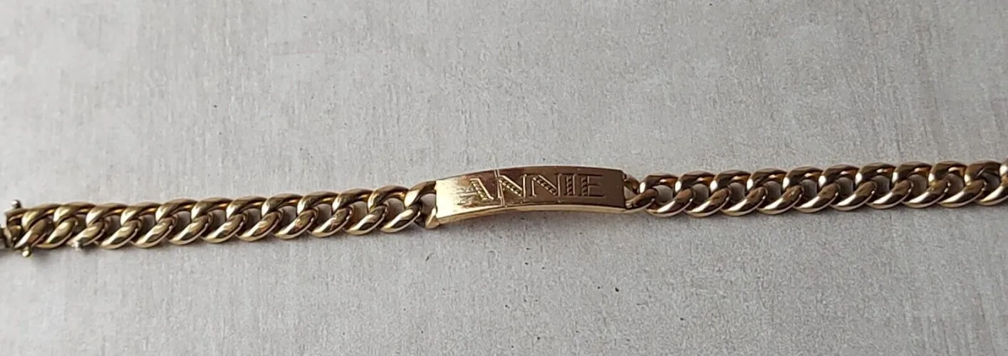 Ancienne gourmette Annie en plaqué or, vintage