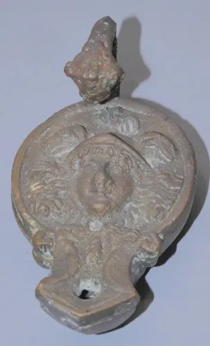 - ANCIENNE LAMPE A HUILE BRONZE TETE DE MINERVE avec une Réparation COLLECTION D