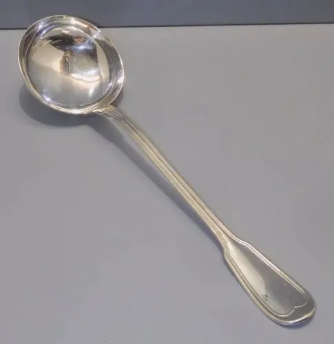 -ANCIENNE LOUCHE METAL ARGENTE modèle à filet Poinçons à déchiffrer Table D