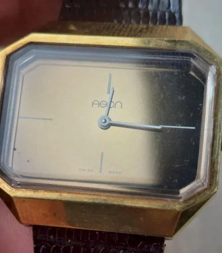 Ancienne montre mécanique, Agon