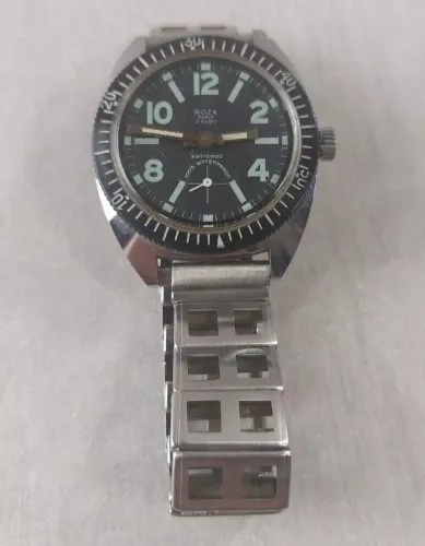 Ancienne montre mécanique de plongée, Roza Paris