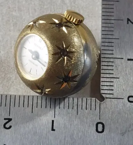 Ancienne montre pendentif mécanique, forme boule, Berney, vintage