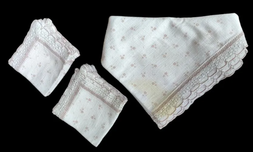 Ancienne Nappe +7 serviettes/broderie ancienne/linge De Table Ancien/Art Table