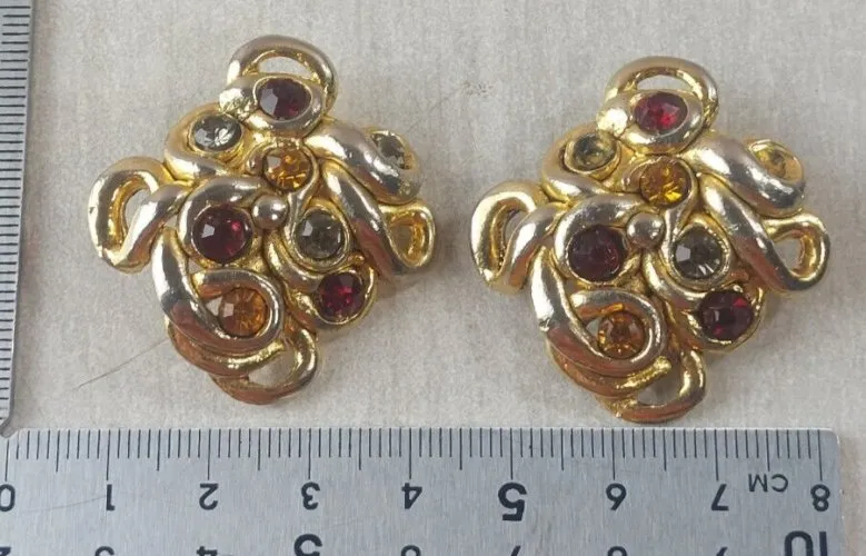 Ancienne paire de boucles d'oreilles, clip, Taratata, vintage