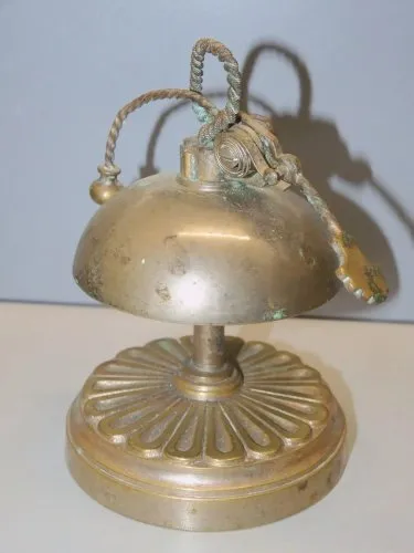 -ANCIENNE SONNETTE de TABLE / de COMPTOIR LAITON Chromé CLOCHE AIRAIN  D