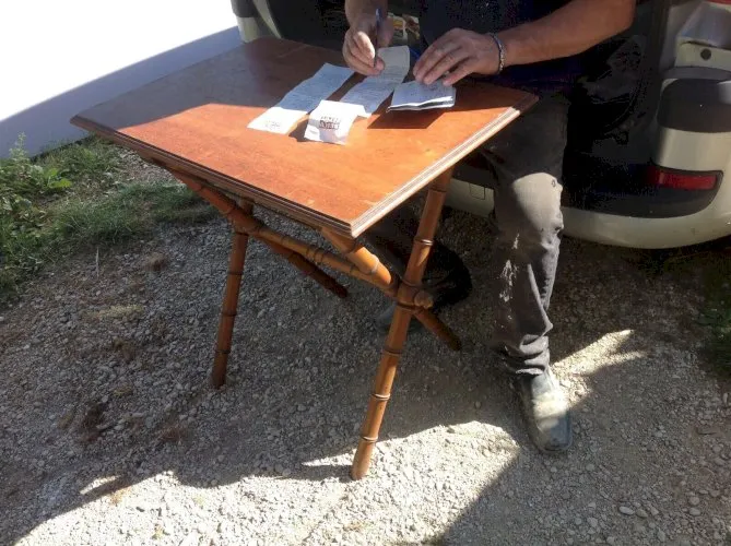 Ancienne Table pliante en bois et bambou no Rotin Osier Pliante. TBE
