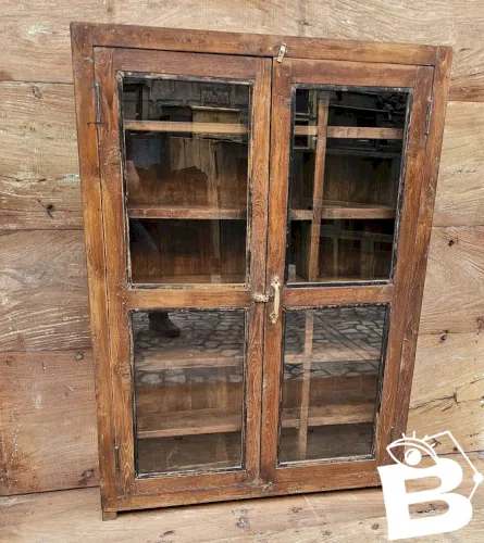 Ancienne vitrine en teck birman